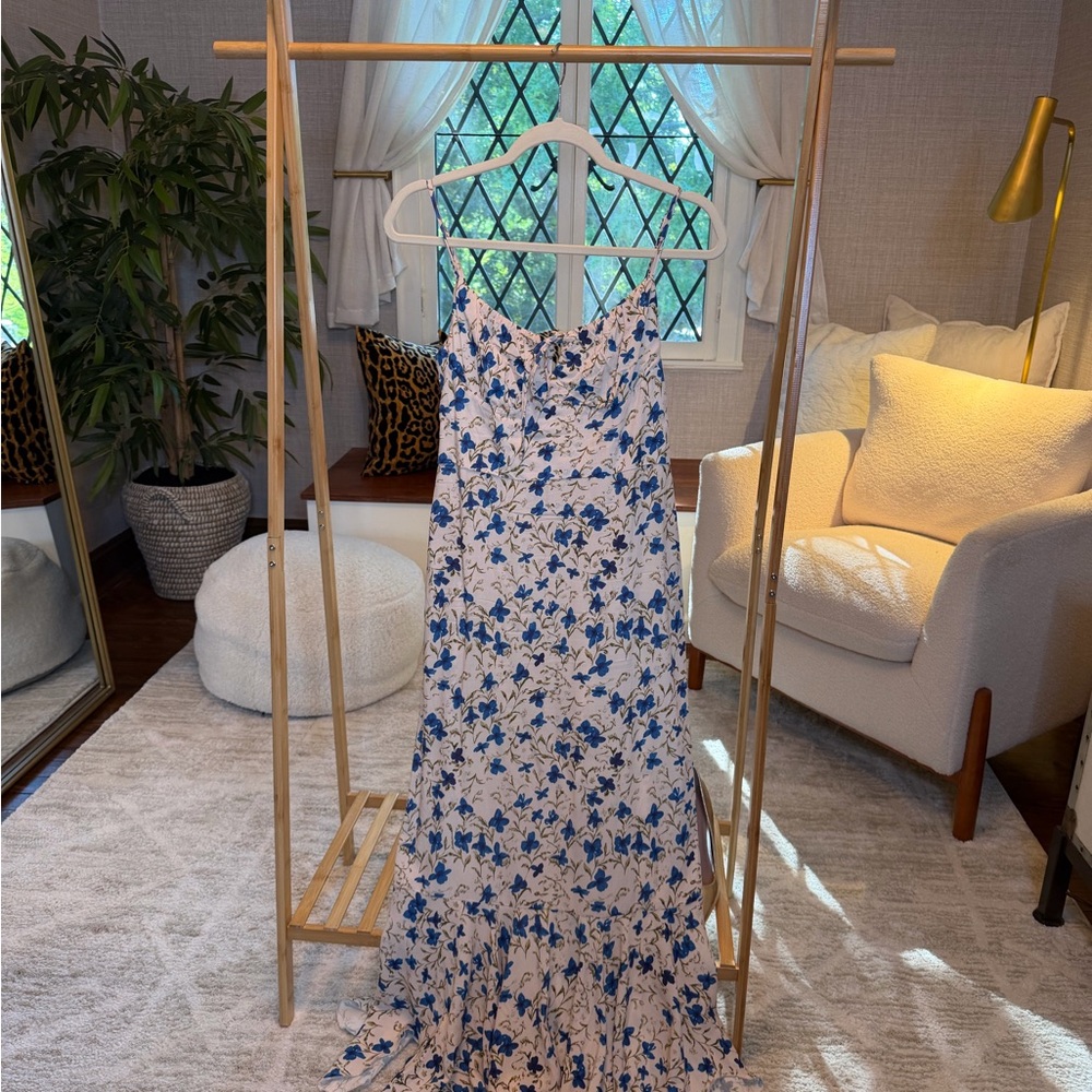 Commense Blue and White Floral Maxi Dress